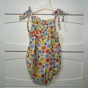 Angel dear Daisy Tie Strap Smocked Bubble 6-12 mo